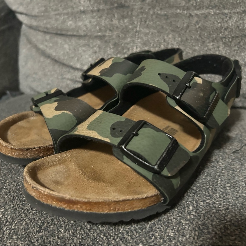 Kids Birkenstock Size 34